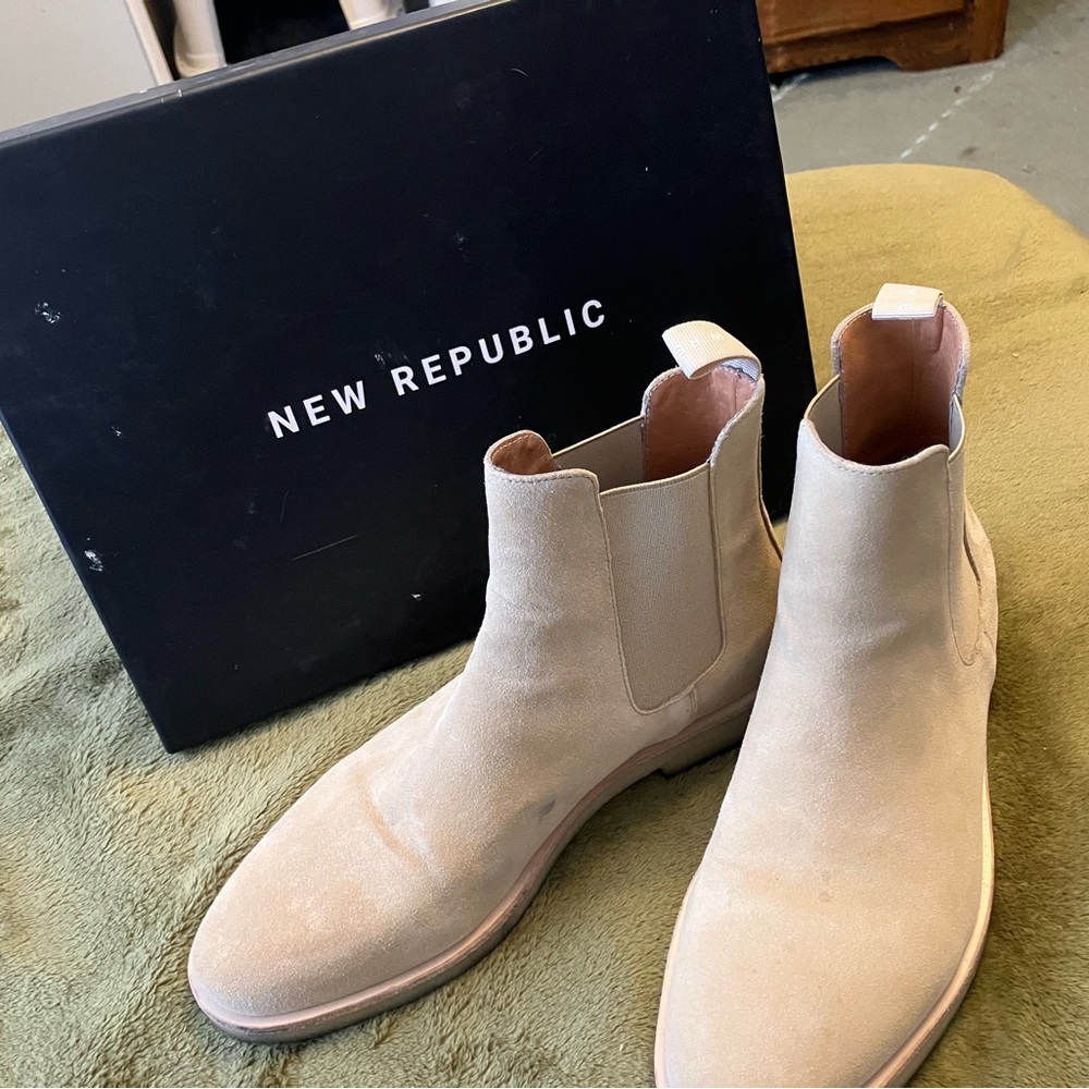 Chelsea boots